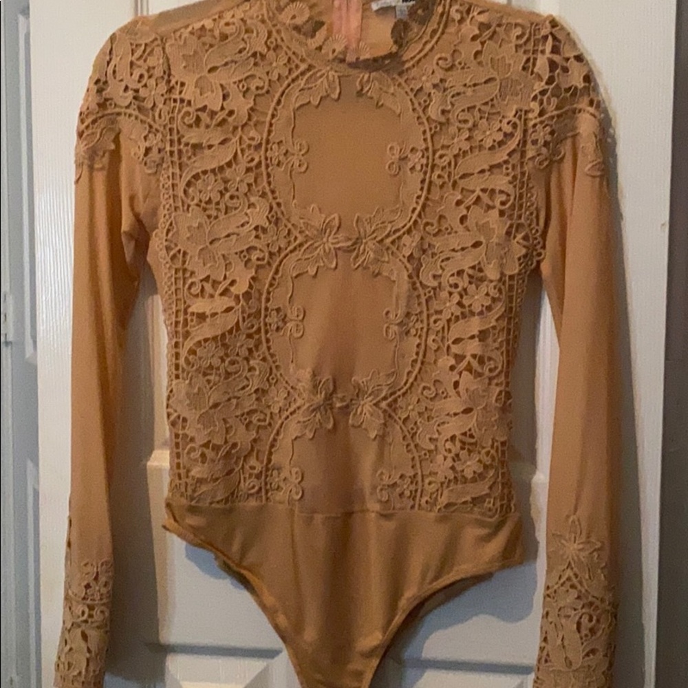 Fashion nova - lace bodysuit